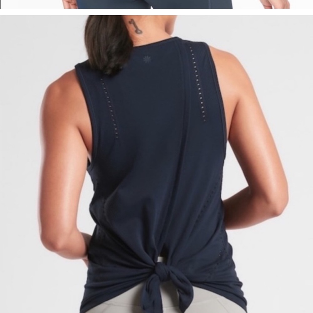 NWT Athleta Black Foothills Tank Medium